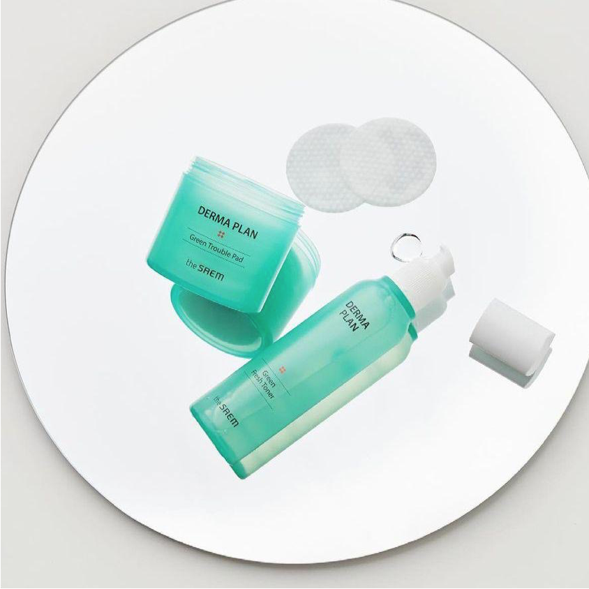 TheSaemPH's tweet photo. Derma Plan Green Toner Pad or Fresh Toner? Choose your favourite! Both contain patented Derma AC Solution Complex that guarantees to soothe &amp; hydrate troubled skin while absorbing excess sebum.

Check both now at special prices both in-store &amp; at https://t.co/QFwCwAplJV https://t.co/bGeLcZ1ryX