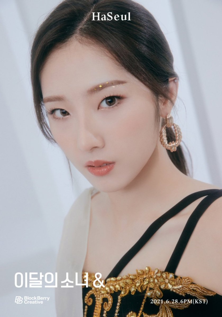 juliaseab's tweet photo. eu ainda não acredito que minha menina voltou, eu espero que ela tenha linhas, que eu possa ouvir a voz do meu anjinho dnv EU TE AMO HASEUL EU TE AMO
#WelcomeBackHaseul
#LOONA
#LOONA_IS_COMING https://t.co/WBN4GV6oio
