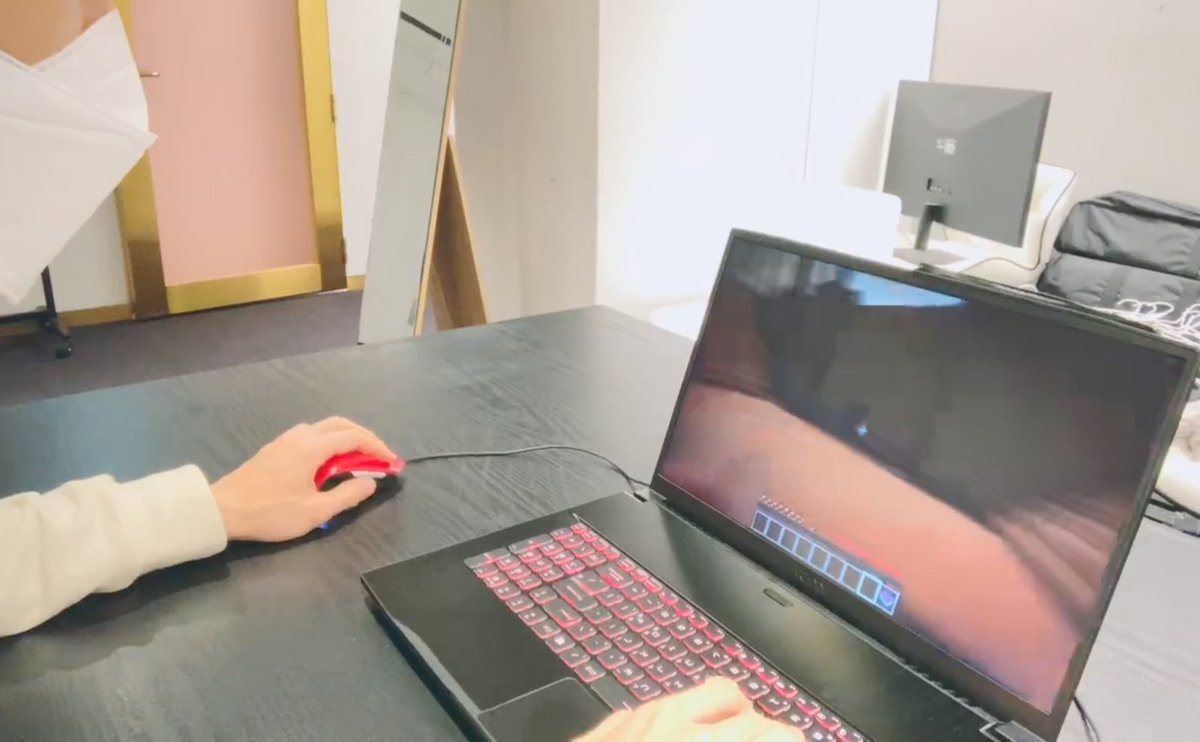 จีซองอาจไม่เปิดไอจี แต่ข้ามไปเปิดช่องแคชเกมเลย