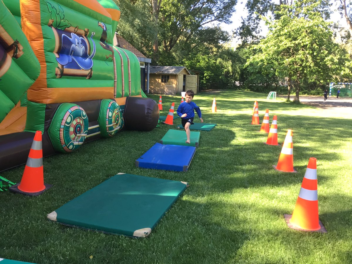 BSNJSV's tweet image. #JSVY3 bouncing into the half term!