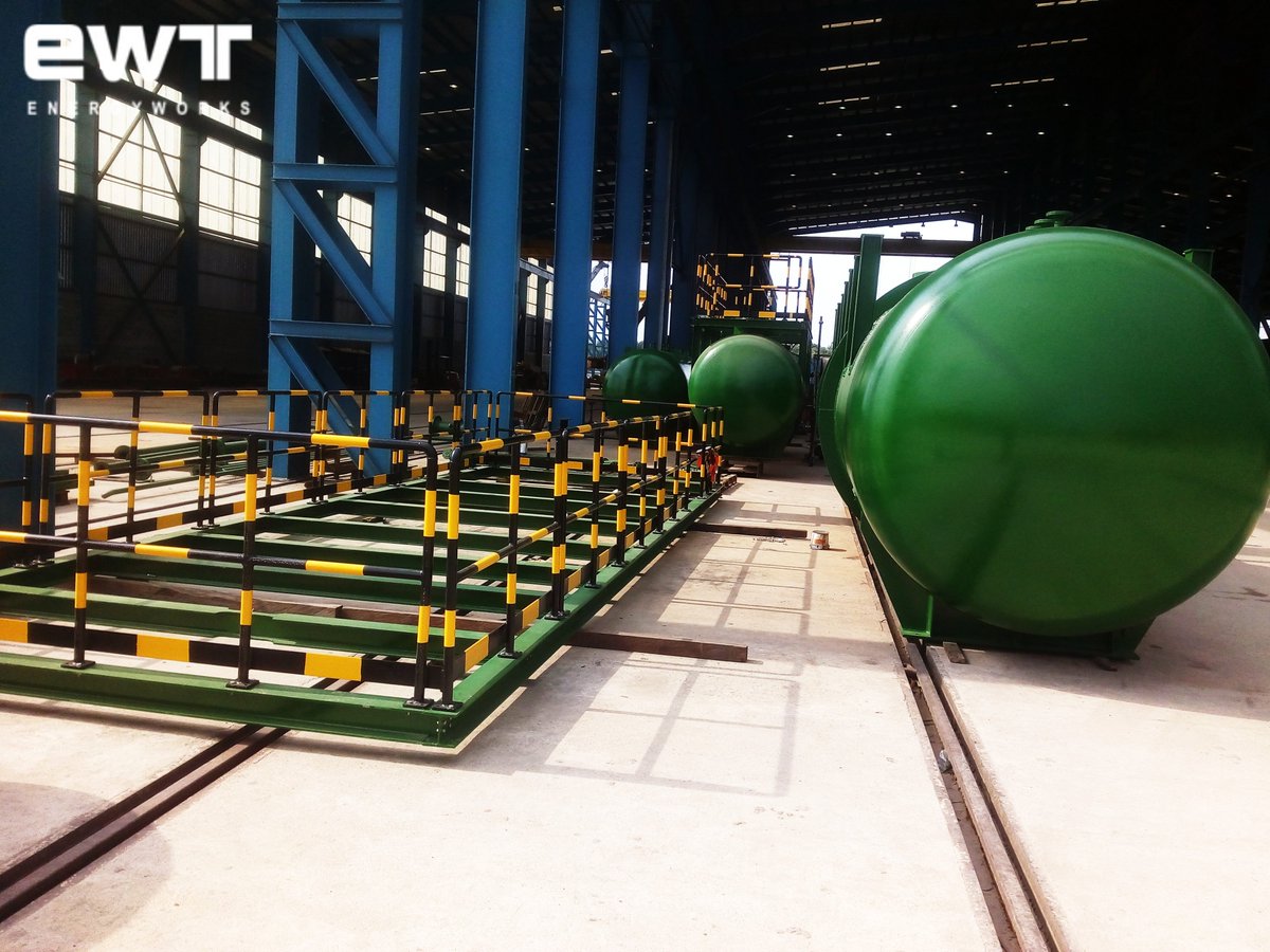 EnergyWorksTech's tweet photo. Modular skidded modules fabricated by EWT allows producers to rapidly deploy a range of capabilities. EWT delivers!

#ewt #skids #modules #pressurevessels https://t.co/foDjZQ6ckK