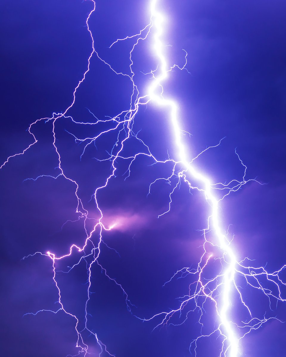 A bolt of lightning can reach 53,540 degrees Fahrenheit. That’s 5 times hotter than the surface of the sun, which is 10,340 degrees Fahrenheit.