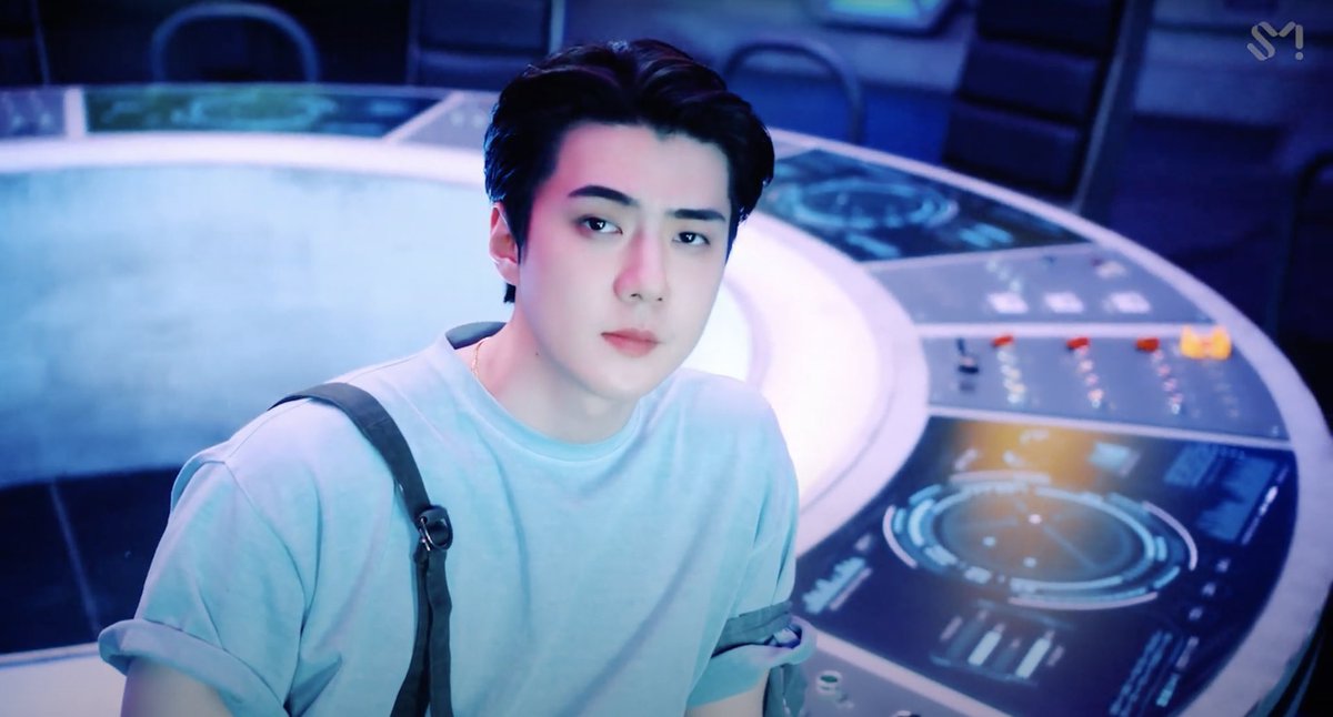 EXO 엑소 'Don't fight the feeling' MV

🎬 youtu.be/2IkoKhr6Tss

#DONT_FIGHT_THE_FELLING