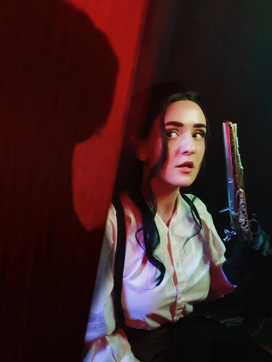 _AHobbitsTale's tweet photo. Here are some pictures I took of Faelynn Van Helsing for the Hyde &amp; Seek game that we played last Friday! 

Super happy with it, and if you peek at the second picture, you might recognise Stevie's shadow that I edited in ❤

#somewherebound #frankenpunksw https://t.co/nHc2DMtmjl