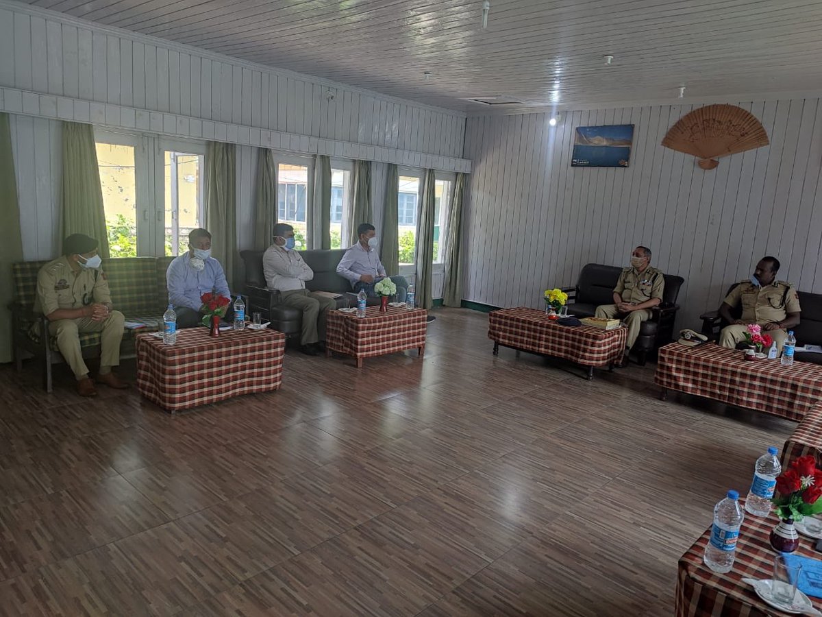 jandkpolice's tweet photo. The greatest assets of a nation are its people. We must keep them at the centre of our development plans. Interacted with officers of Doda, Kishtwar and Ramban during a visit to Doda Range. The police here is doing an excellent job despite various constraints. https://t.co/eTeGiQV30V