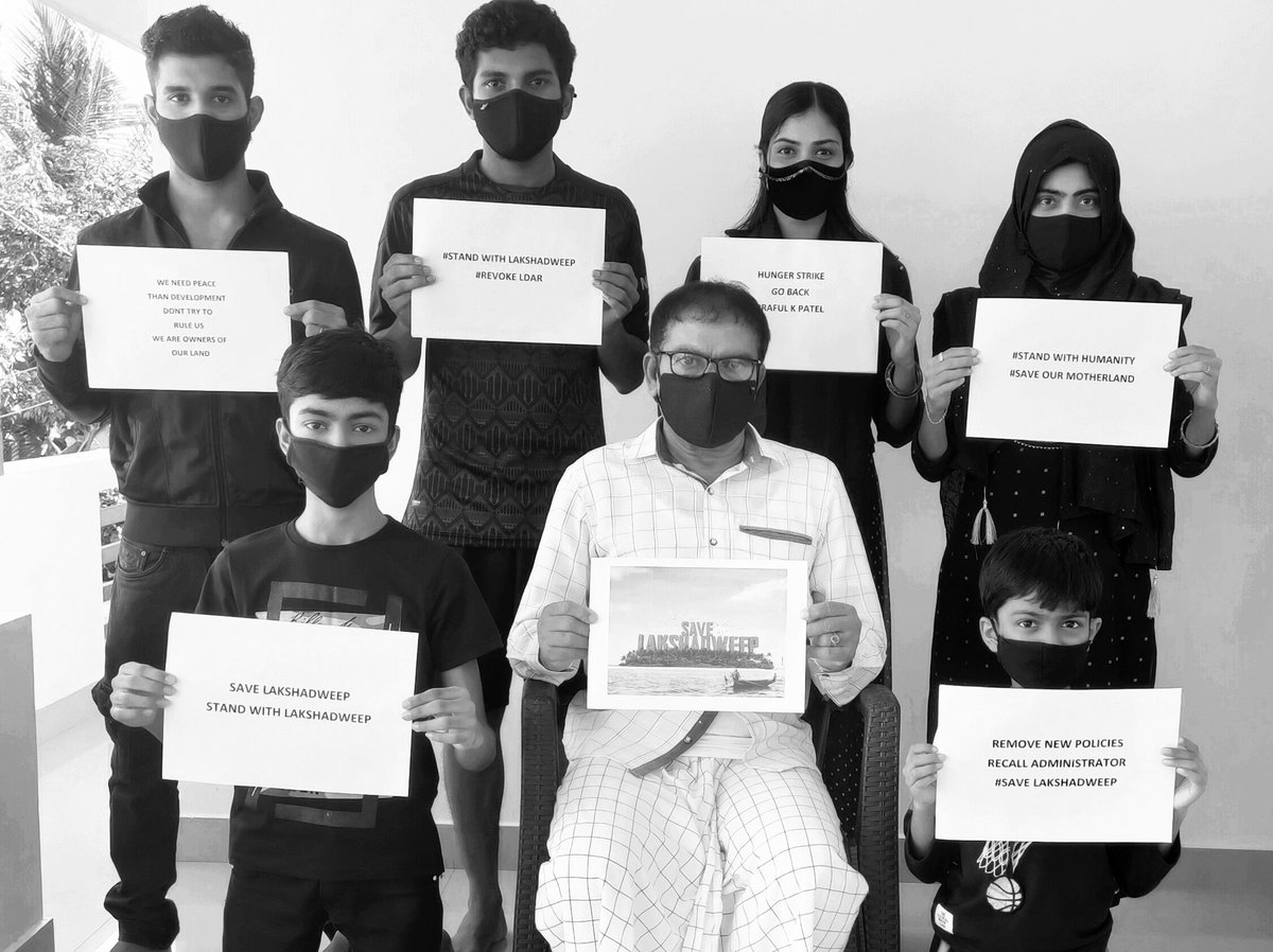 AnasIbr63864186's tweet photo. #SaveLakshadweep 
#standwithLAKSHADWEEP 
#recalltheadministrator
#uniteforlakshadweep 
#insolidaritywithlakshadweep https://t.co/PGVQe6vEBe