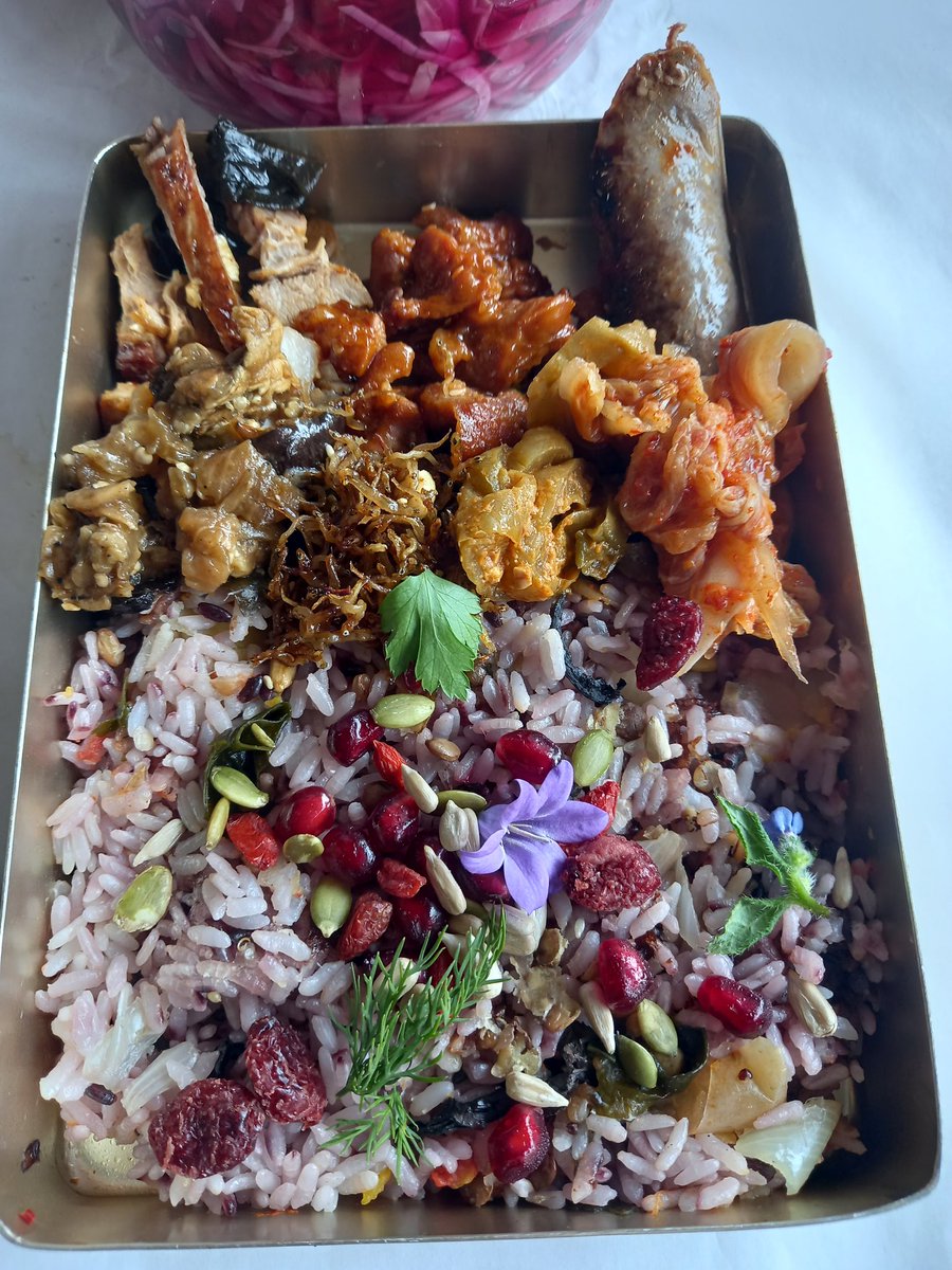 SkyKongKongCafe's tweet image. £1 super lunch . W over 100 ingredients  nutrients  bala food. 2 type of pork dishes. Southafrican sausges, smoked aubergine. Kimchi. Cucumber pickle.ancjovies w/ nuts seeds, dries fruits, super rice w/50 ingredients,