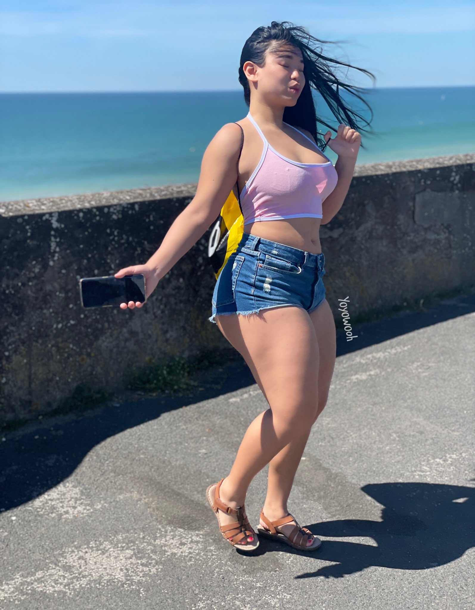 yoyowooh🇵🇭 X પર: I m the chunky Asian on the beach.😁 #thickasian #curvy  #curvyasian #thickthighssavelives #paag #thickbooty #asiangirls  t.coq6jE7H5NB2  X
