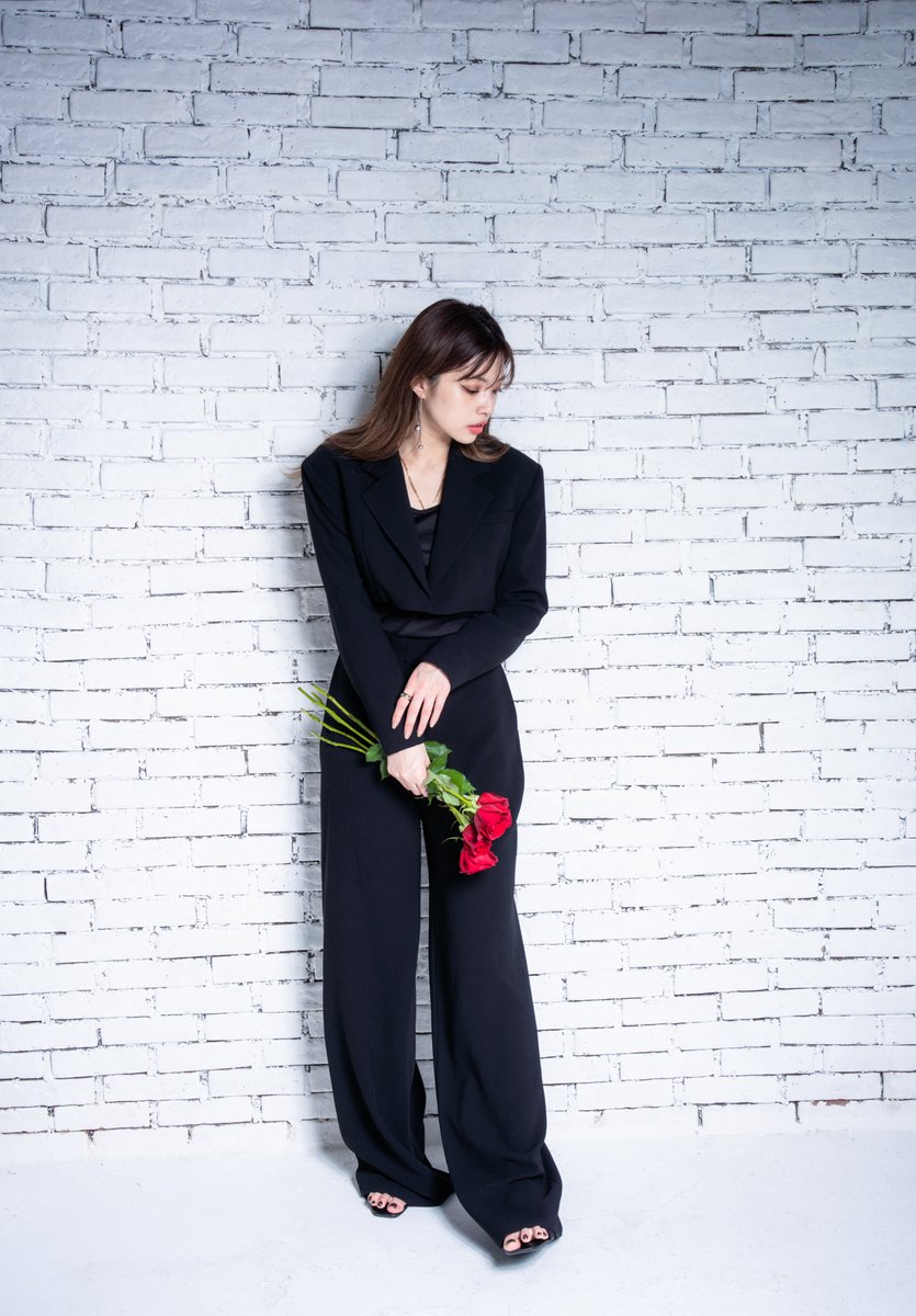 knock1965's tweet photo. #橘ひろな  ~formal~

#portrait
#photography
#suits 
#黒系 
#black_code 

@hirona523 https://t.co/gKTzaXc8ti