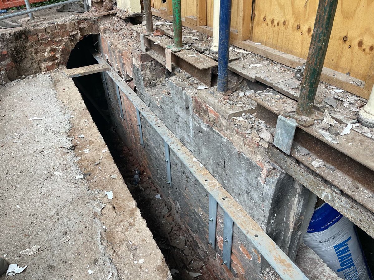 trancoltd's tweet photo. Supply and insert 90mm x 90mm x 8.1m RSA with 600mm length x 90mm wide brackets. 👷🏾‍♂️
Drilled, resin anchored and fixed by our team.🙌 https://t.co/bD9cwgfLOR