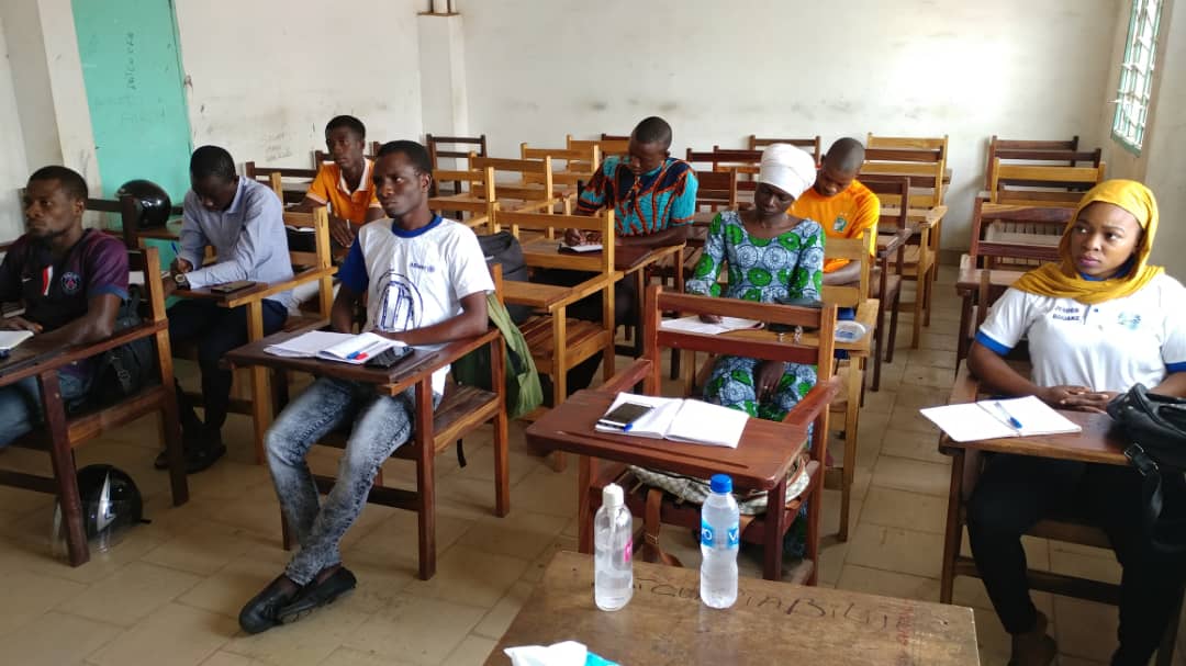 soro_sky's tweet photo. Le Bureau Exécutif de la JESDEB BOUAKÉ formé samedi dernier sur la Rédaction des Termes de Références (TDR) d'un projet. #CIV225 #cotedivoire https://t.co/sSgBw0Gk22