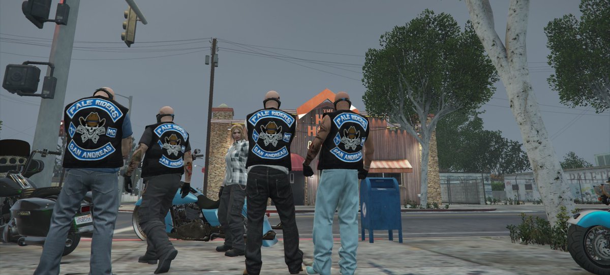 HHellfis's tweet photo. We straight taking over this city https://t.co/smTabTaCxe #GTAV #GTARP #FiveM #Outlaw #Motorcycleclub #GTABiker #SupportSmallStreamers #twitchstreamer #JimmyWilson #PRMC #PaleRidersMC #paleontop #DaybreakRP https://t.co/oKXOqQPFS1