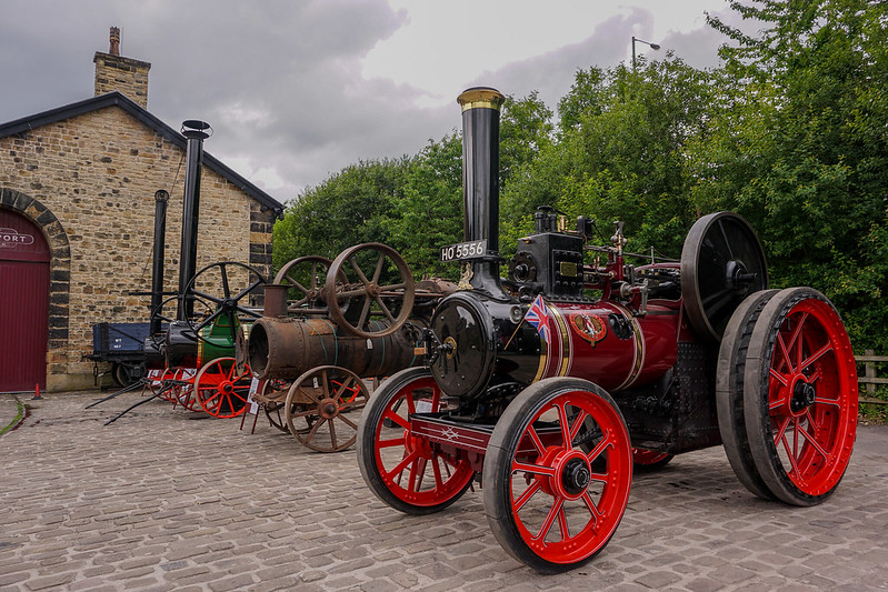 In the middle of a train reaction? Pop over to the museum for some traction action! ☺️🤩❤️ Traction engines will be in steam at Bury Transport Museum on selected dates in 2021. Find out more here: bit.ly/3ioeGci Thanks Liam Barnes for the pic.