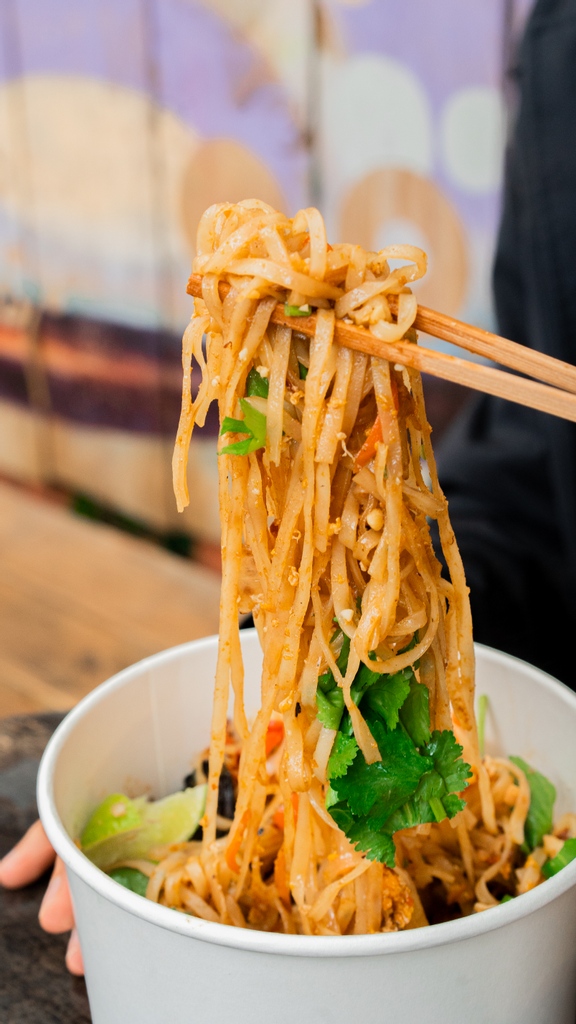 Meatless Monday! 

Why not try our Tofu and aubergine pad thai. 

We're open for indoor and outdoor dining. We're also available on Uber Eats and Deliveroo⁠👅⁠
.⁠
.⁠
#bintang #maginhawagroup⁠
 #meatlessmonday #whattoeatphilippines⁠