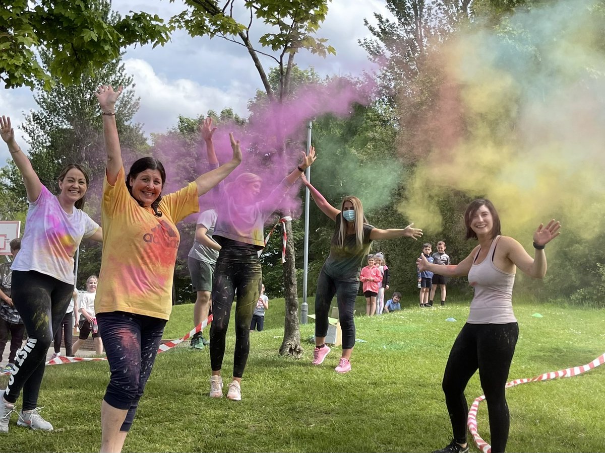 Barsail_Primary's tweet photo. Staff loved the Colour Run too 💙 @RLSS_ErskRen https://t.co/FidksiLQ3d
