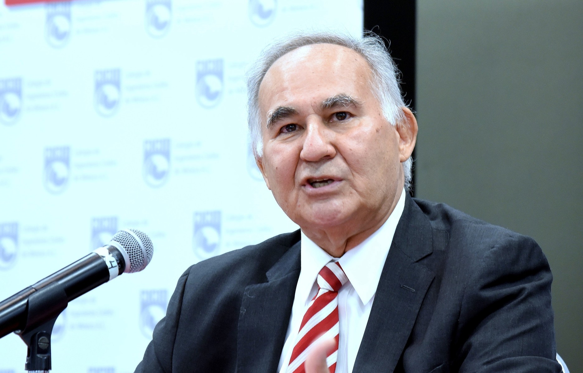 Colegio de Ingenieros Civiles de México, A. C. on X: "Gracias al Ing. César F. Fuentes Estrada, Ing. Vicente Arévalo Mendoza y al Dr. Ulises Mena Hernández por habernos acompañado en la