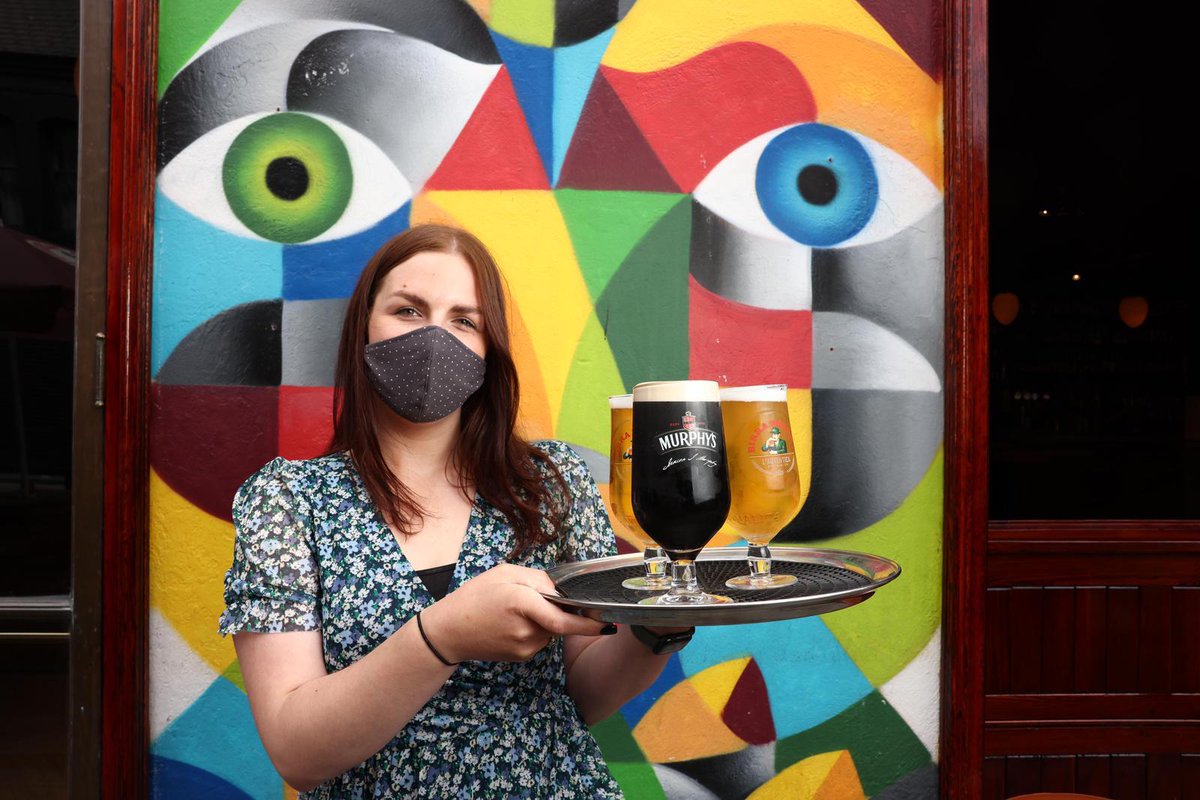 The great re-opening. Some very happy customers today😍 #FreshBeginnings #TogetherAgain <a href="/Heineken_IE/">Heineken Ireland</a> <a href="/BirraMorettiIRL/">Birra Moretti IRL</a> <a href="/LVADublinPubs/">LVA</a> <a href="/VFIpubs/">VFI</a> <a href="/GrogansPub/">Grogans Castle Lounge</a> <a href="/drurybuildings/">Drury Buildings</a>
