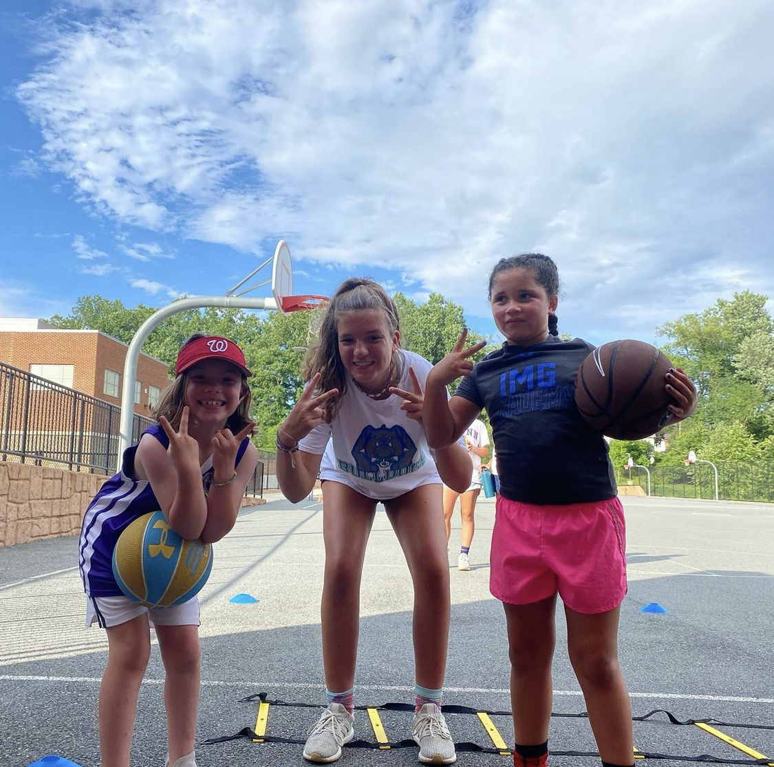 PVThunder_'s tweet photo. Super proud of PVT2019 Mia Raskin, PVT2021 Lily Roberson (@Barons_Bball), &amp; PVT2022 Irene Haramis (@WCHSgirlsBB) as they hit their 1yr mark of running Train Bounce Back! Giving back + helping grow the game of bball in the DMV! 💜 #FutureLeaders #WomenEmpoweringWomen #BleedPurple https://t.co/4frSgiZOo3
