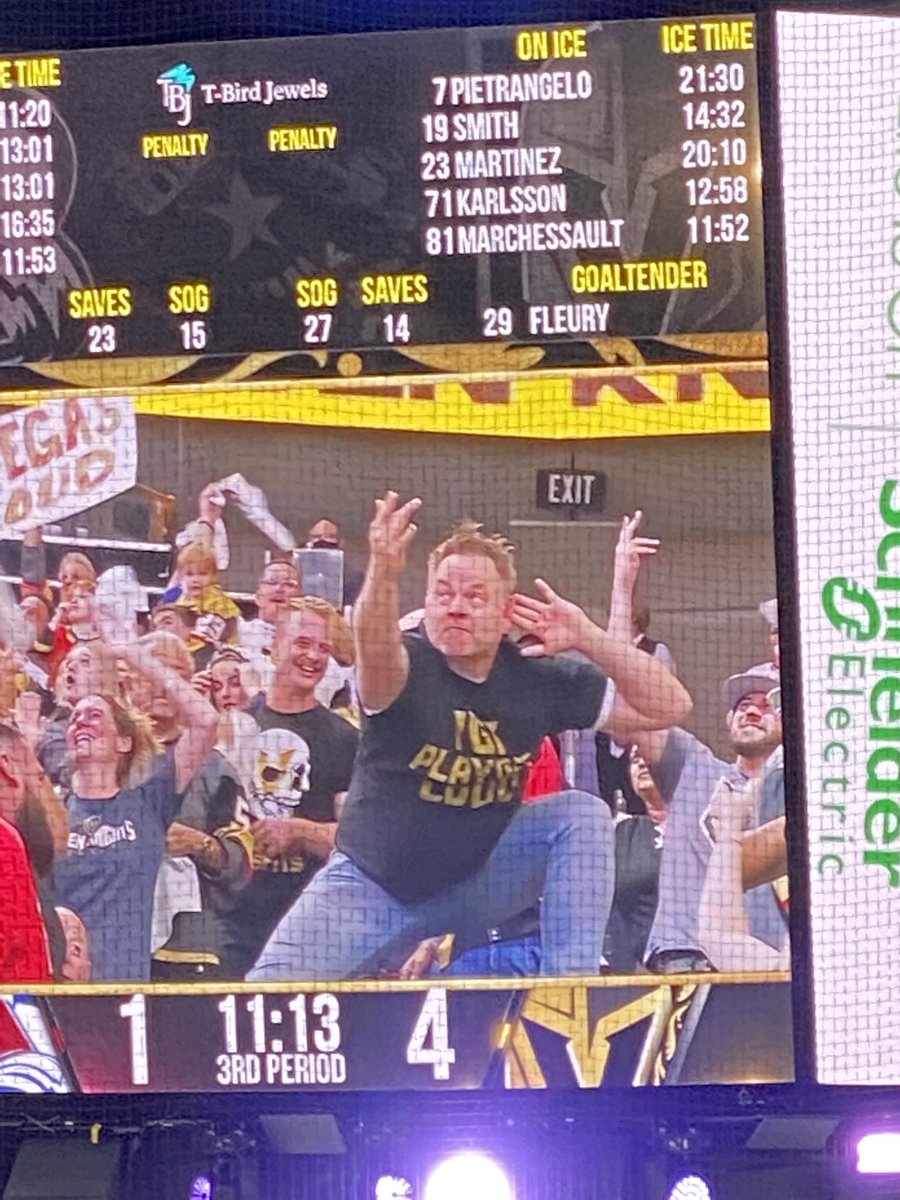 cameroncheers's tweet photo. VGK was next level playoff LOUD last Knight. It was pure magic. It was electrifying. It was being alive and connected at new levels. And yeah, I was out of my mind with all of you and all 18000 of you owned it at a level I’ve never seen! 👏🏟🤩 thanks @powersimagery #playoffloud https://t.co/yV83Ykgk9f