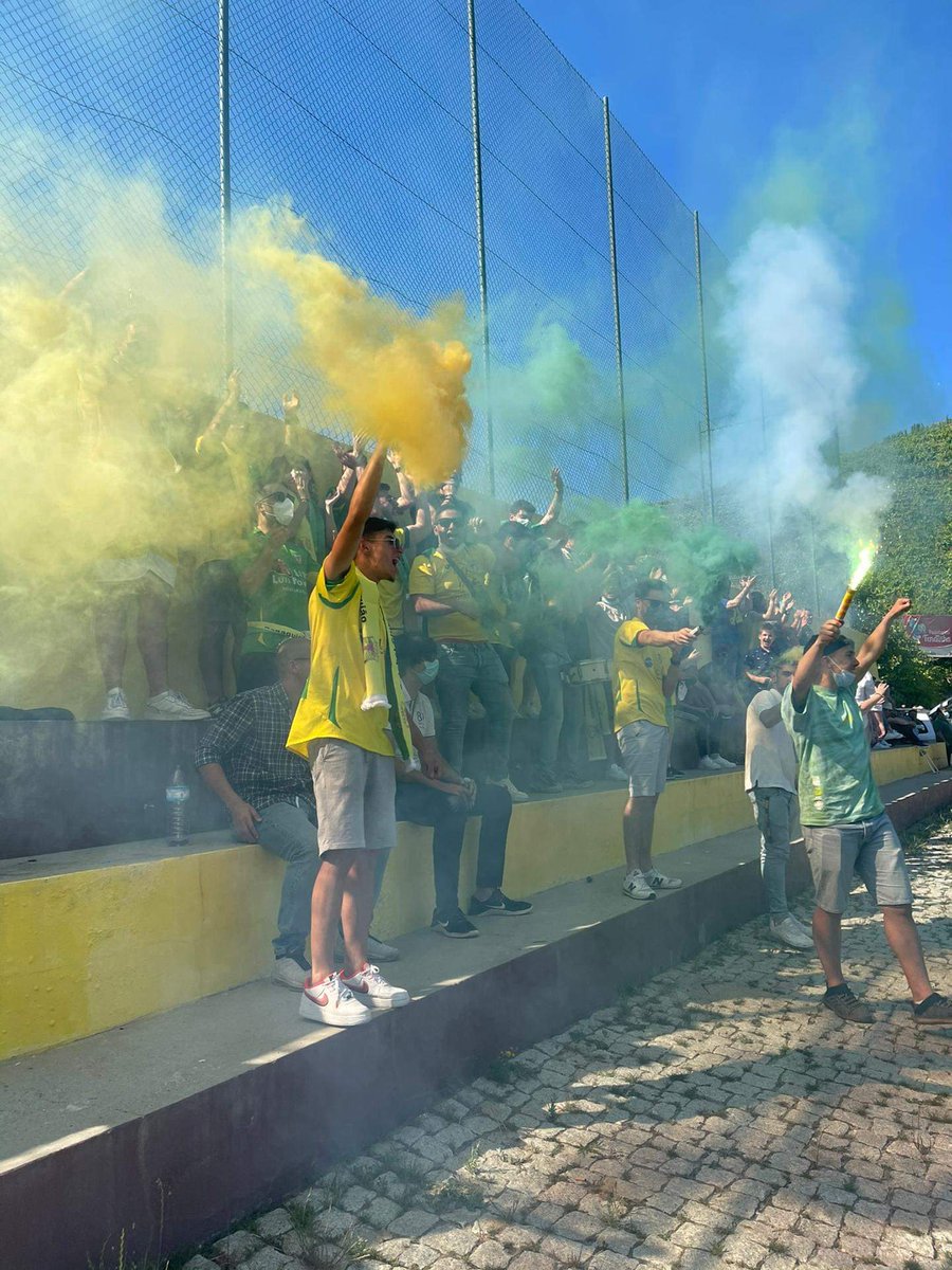 Leandromgr57's tweet photo. Incomparável! 💛💚 https://t.co/1HlgmcQCZM