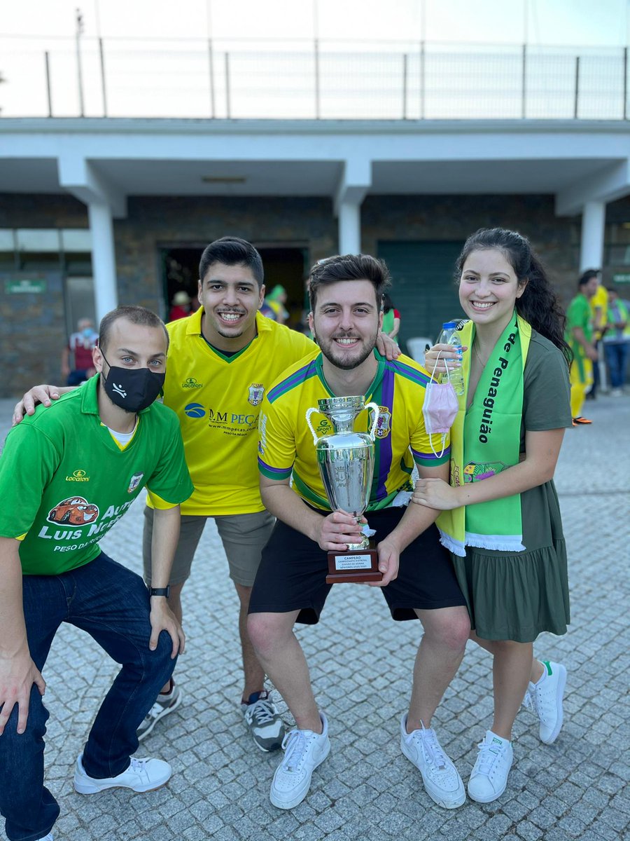 Leandromgr57's tweet photo. Incomparável! 💛💚 https://t.co/1HlgmcQCZM