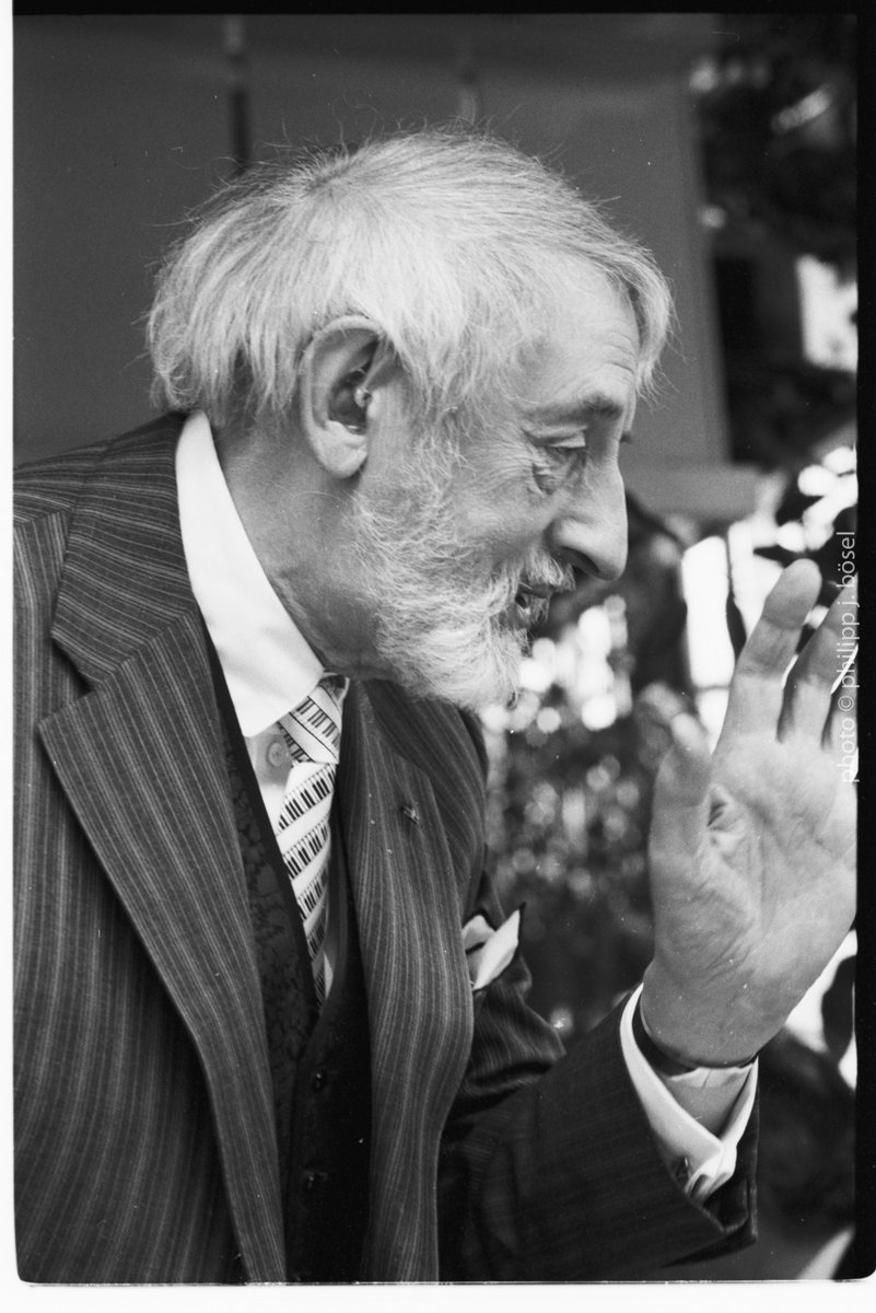 photomoveart's tweet photo. L. Fritz Gruber, wäre heute 113 Jahre alt geworden. #FritzGruber #DGPh #photoszene #koeln #cologne #photokina #photography #photographie @DGPh @Photoszene https://t.co/Gb46rPrI1Z