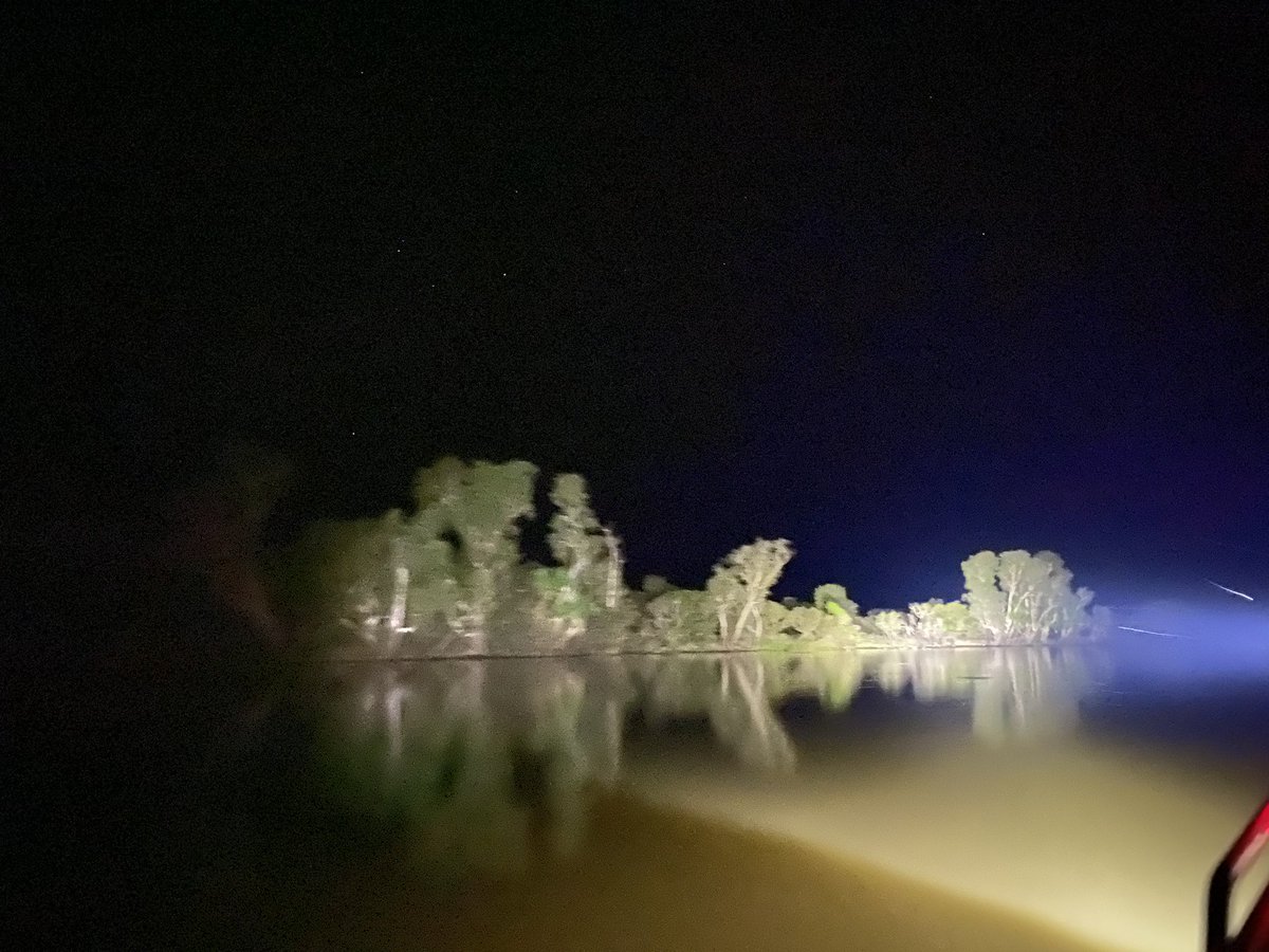 geofishscience's tweet photo. Sometimes it’s not all work and play, it’s the important things such as bringing a friend home safely. A team coordination effort saw Geofish on the water going above and beyond in darkness to bring mates home. #Corroboree #FishingNT #RescueMission
#MinnKota #TopEnd #BigFish https://t.co/nEKYimH2QR