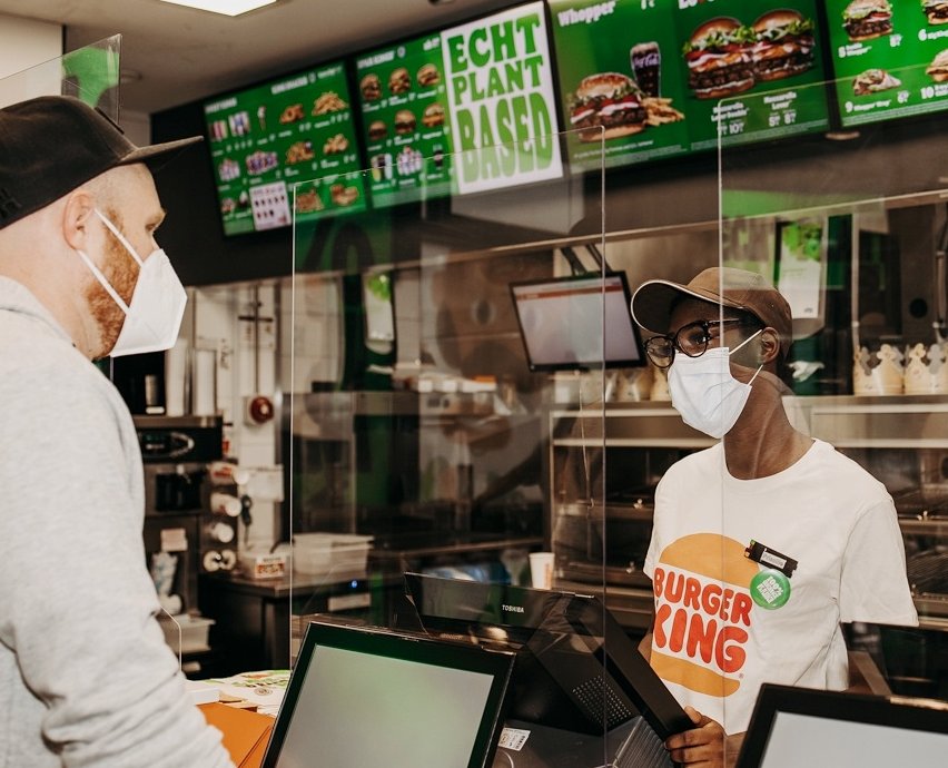 Van een kleine Slagerszaak in hartje Den Haag, naar een volledig plant-based Burger King restaurant in Keulen – pflanztastisch 🇩🇪