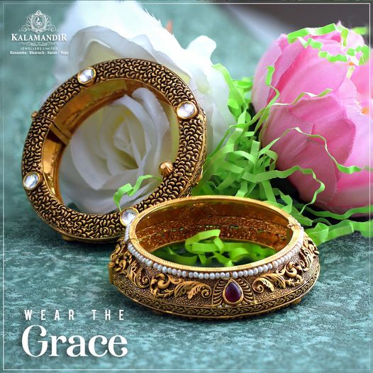 #gold #diamondjewellery #diamonds #handcraftedjewellery #Stylishjewellery #handmadejewellery #indianjewellery #thejewellerydiaries #jewellerybrands #topjewellerybrands #jewellerybrandinsurat #jewellerybrandsinsurat #Top100preciousjewellerydesignsofindia