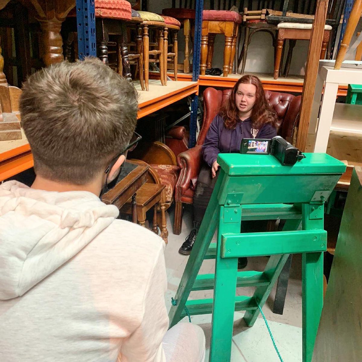 ReimagineDerby's tweet photo. Last week our #FutureCreative Producer for #HomeGirl Jamie, had a really busy week at @DerbyTheatre. He wrote contracts, captured images &amp; interviews and even got to see a preview of #ADerbyDitty by @FrontDrTheatre 

#Participation #YoungProducer #ReimagineDerby #Producer https://t.co/rA7RyAV7UR