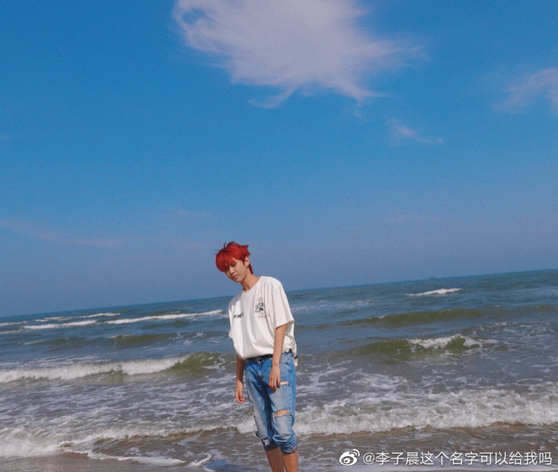 zichenpics's tweet photo. 210606
Li Zichen Weibo update
{ #青春有你3 #QCYN3 #YouthWithYou3 #李子晨 #LiZichen } https://t.co/OazfhUc41F