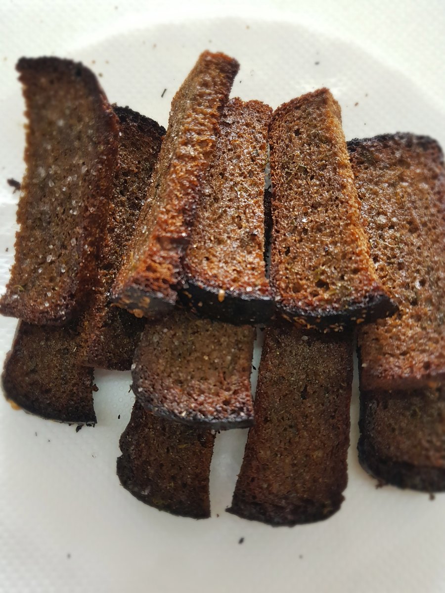Cookingmania7's tweet photo. Rye Сrunches || I Cook Flavored Bread Crackers https://t.co/SZgjkAmp5C через @YouTube 
#ryecrunches #breadcrackers #crackersrecipe #cookingmania #easydessert #easyfood #простыерецепты #закуски #бутерброды #десерты https://t.co/Kc0Su2nKUy