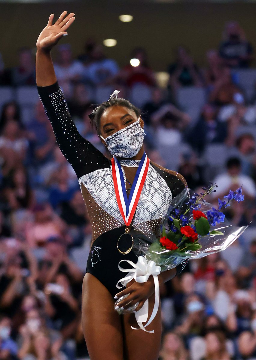 PwrChip's tweet photo. @lindsaycrouse #SimoneBiles is amazing, as she shows what humans can do, the #World should put their hands together for her. One would have to go to #SPACE to do what she does. Simone is out of this world! #BravoSimone https://t.co/MZzBHO2WJb