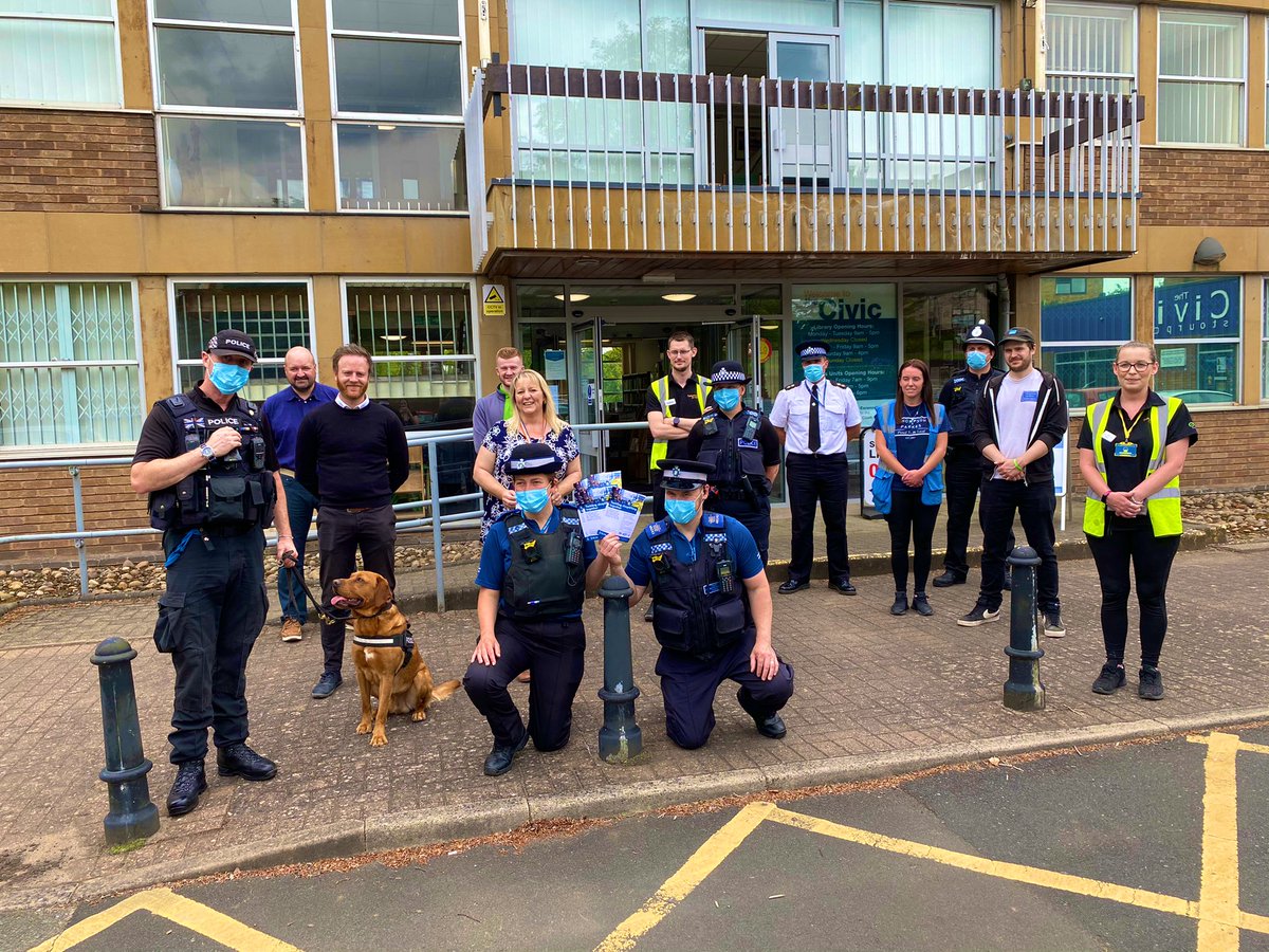 WestMerciaPCC's tweet photo. Deputy PCC Tracey Onslow is in #stourport for the launch of the #shopcop initiative that allows retailers to link in with @WMerciaPolice @StourportCops if they have concerns about shoplifters.
#safercommunities https://t.co/vUwFK3itQ8