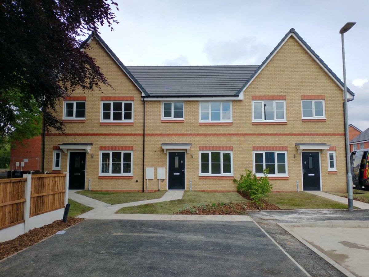 derivesalford's tweet photo. Five new @DeriveSalford homes have been handed over today👏These properties are on Marabel Close, Irlam - off Astley Road.
 #AffordableHomes #Salford https://t.co/zagvrUquX1