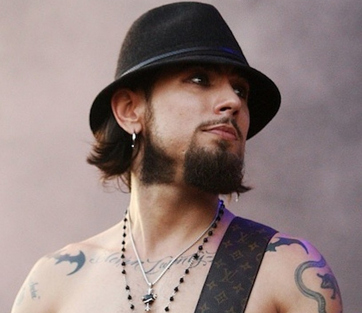 Happy 54th birthday to guitarist Dave Navarro (from RHCP and Jane\s Addiction). 