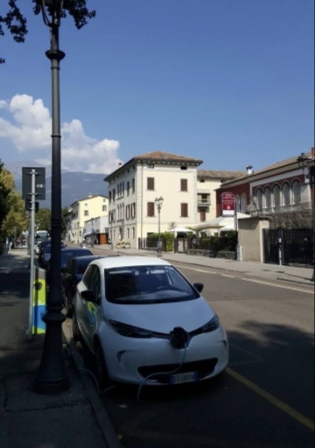 Felix Hamer • electricfelix tweet media