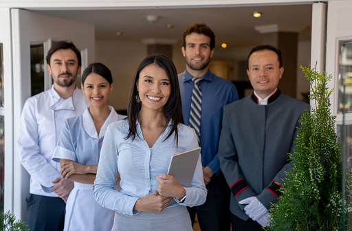 AllieResorts's tweet photo. WE ARE OFFERING A BONUS OF $500
We’re Hiring Hospitality Jobs:
- Housekeeping- Laundry Attendant- F&amp;B- Sales Attendant- Cashier- Ride Attendant
Starting per hour is $11- $15.00 Call us at 843-448-6197 or visit us at 1809 N. Oak St. Myrtle Beach, SC 29577 #MyrtleBeach #Jobs #SC https://t.co/8Yqv62i89m