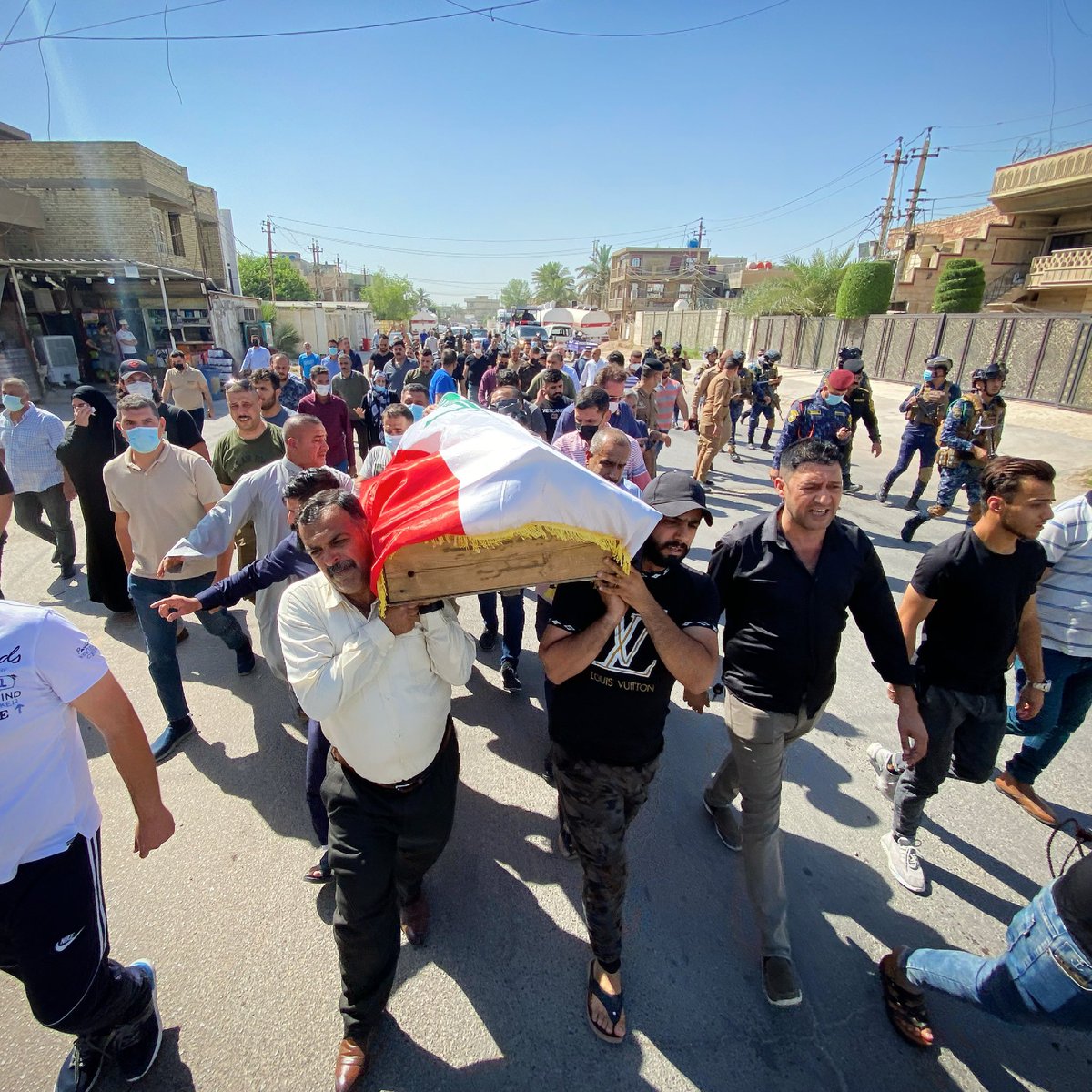 بعد وفاة خالي قبل اشهر
استشهاد خالي الاصغر نبراس فرمان 
بعمل ارهابي جبان
الشهادة والخلود لك
.
الجبناء هم الغادرين 
من المسؤول!! وشلون يصيرلك واهس للعطاء ؟