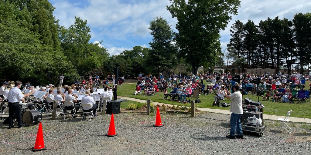 Supporting our local community where we can. Good to see in-person events coming back online!