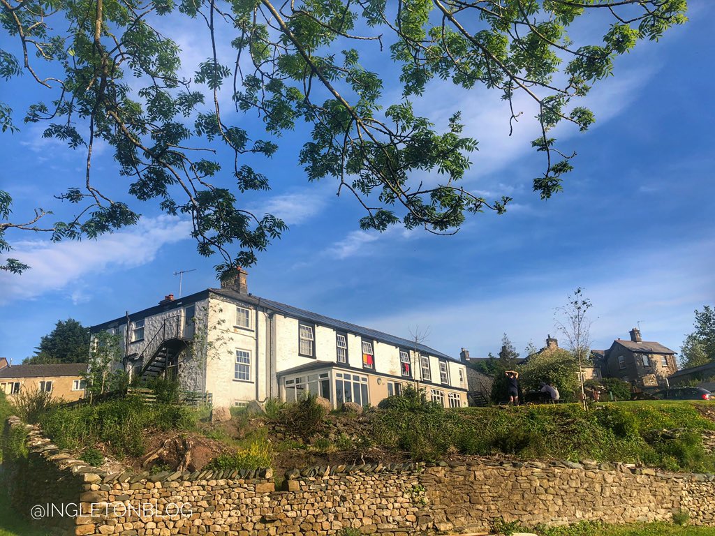IngletonBlog's tweet photo. Did you know that Ingletonβs very own youth hostel is back open?
Taking booking for a Covid safe environment- see website for more details and availability β‘οΈ
https://t.co/k635amUp2b
#tourism #Yorkshire #weloveingleton #northyorkshire #staycation https://t.co/rrXIp72n77