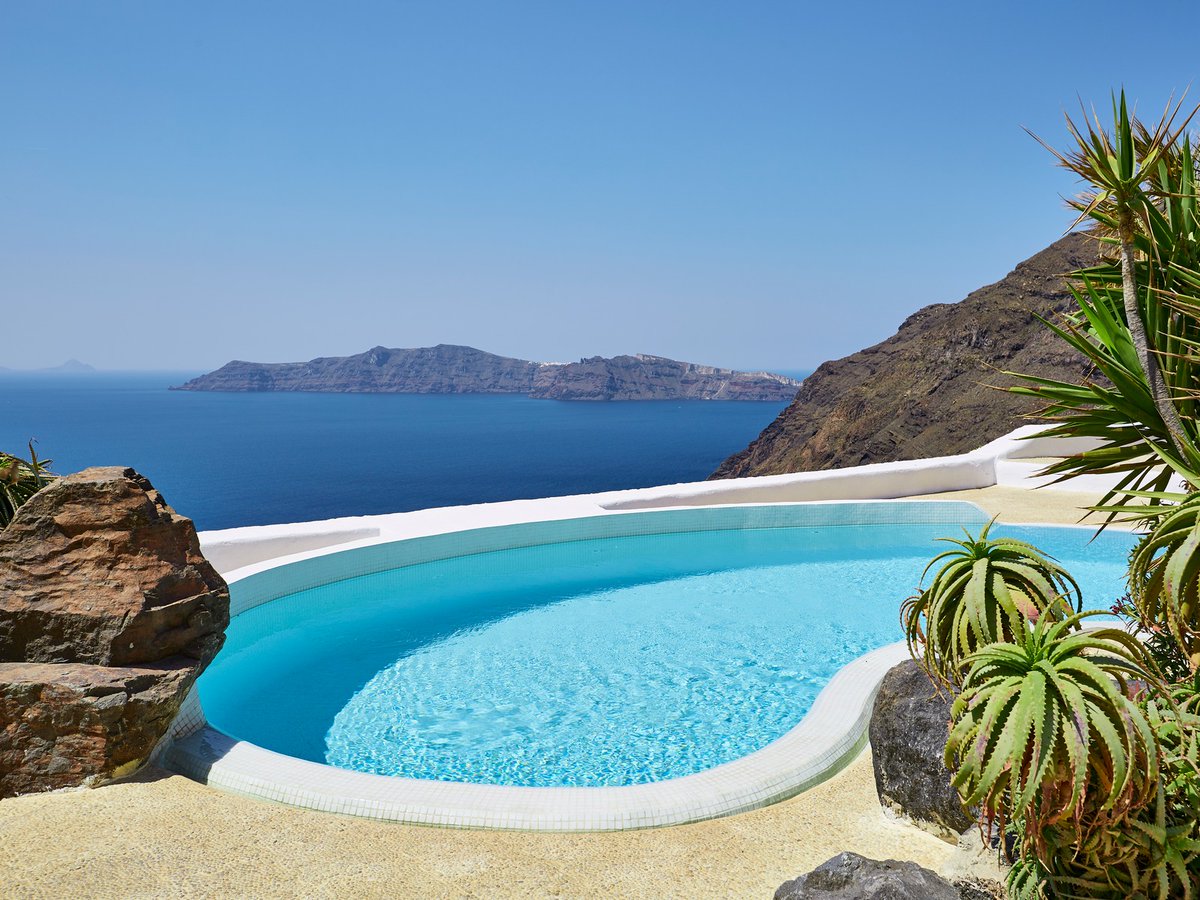 onefinestay's tweet photo. We are very excited to announce that we are bringing our curated onefinestay experience to 14 new destinations this summer. ✨

Discover more about our latest destinations and enter to win a getaway to Santorini - https://t.co/uVNFJVJs5t

#travel #tourism #summer #travelnews https://t.co/36I6J5nG1s
