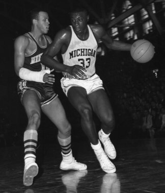 Happy Birthday to legend Cazzie Russell! 