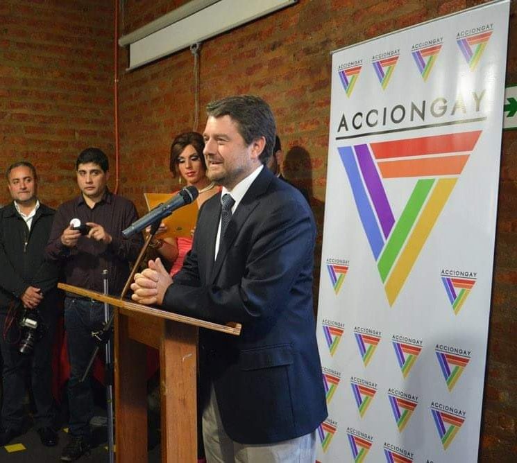 Recuerdo de  de Visita Oficial de Claudio <a href="/Orrego/">Claudio Orrego L.</a>  en su Rol de Intendente de Santiago en 2014.
hizo entrega en concesión de uso gratuito del inmueble fiscal que usan en calle San Ignacio, Santiago. En Gobierno de <a href="/mbachelet/">Michelle Bachelet</a> 
Un compromiso con la #Diversidad #LGBTIQ+