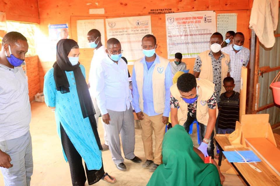 DolowDC's tweet photo. We are very grateful to have received @WFPSomalia Deputy Country Director Mss Lara Fozi who come to Dolow district on an official field visit.
Mss Lara &amp; her delegation visited different sites in Dolow district to oversee WFP ongoing &amp; ended projects.  @OCHASom @unicefsomalia https://t.co/KgE9KXzPx2