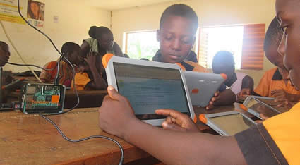 FondationOrange tweet media