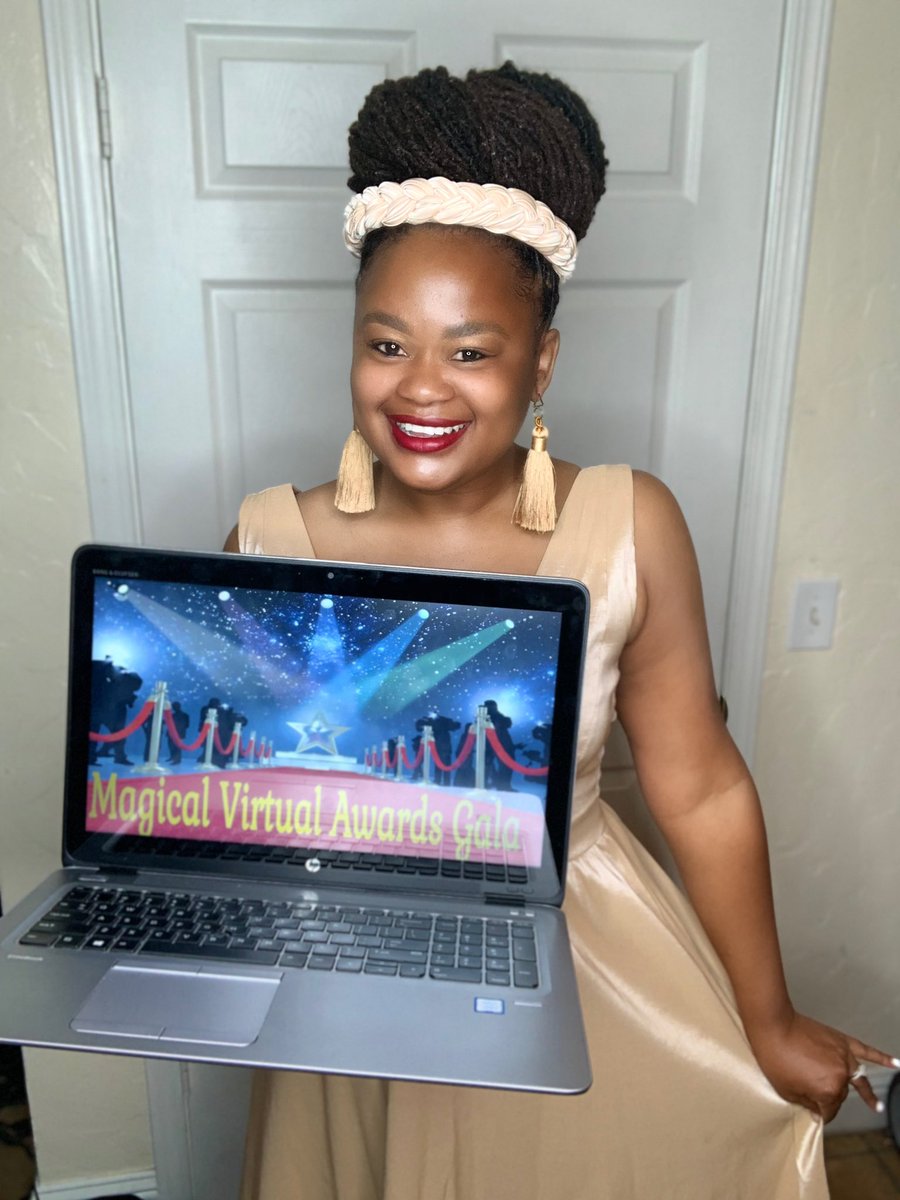 #CountDownToLastDayOfSchool

Day 6: Formal Day: Magical Virtual Awards Gala

You can catch us on the red carpet today ready to celebrate! 🎉