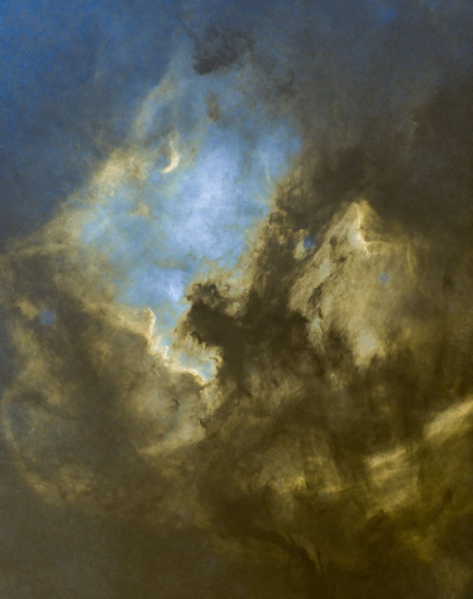 jzhnutz's tweet photo. NGC 7000 - North American Nebula & Friends - SHO (SImulated) - I have been waiting to get this target with the L-eNhanced for just this reason. Did a lot of different processes, I liked this one the best #Astrophotography #CanonFavPic #canonphotography #CanonEOSRa #RadianRaptor https://t.co/PlOGHIAWb4