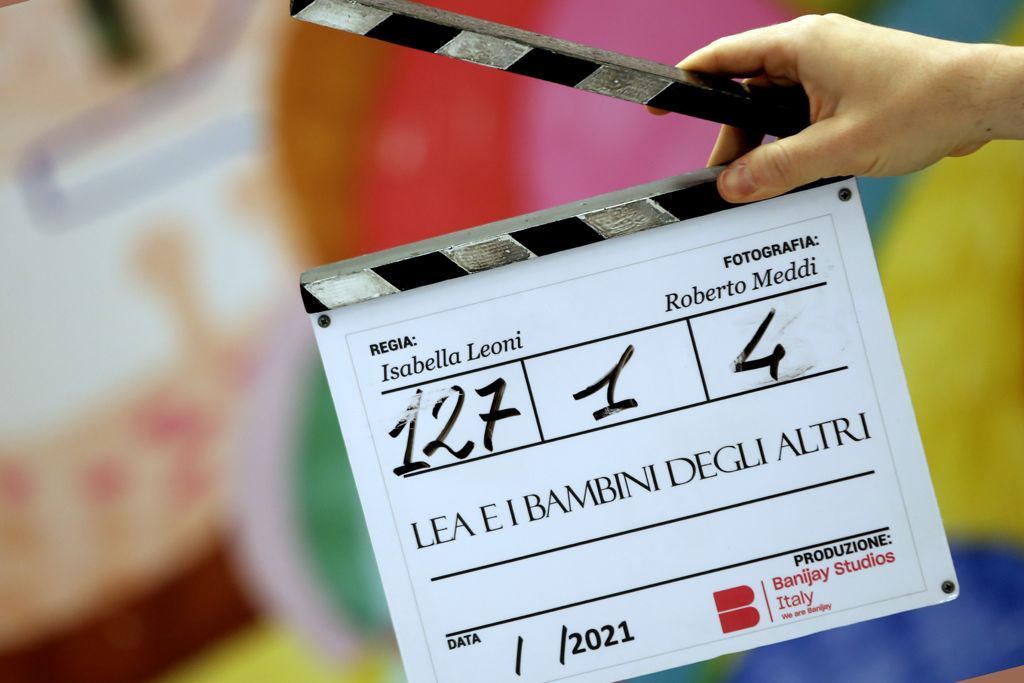banijaystudios's tweet photo. The shooting of “Lea e i bambini degli altri” (“Nurse Lea”) will run from today in Ferrara. The tv series is co-produced by #RaiFiction and #BanijayStudiosItaly and directed by Isabella Leoni. The main actors: #AnnaValle, #GiorgioPasotti and #MehmetGünsür #LeaeiBambinidegliAltri https://t.co/aIqMLYSLL5