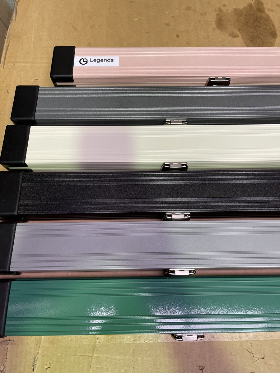 tips_legends's tweet photo. Check out what has arrived from #CueCraft, @evans_reanne custom size Pink Legends Cuesports limited edition case for the new seasonβ¦. PS the green stays with me. @Snookerlegends https://t.co/nFwhWq11ct